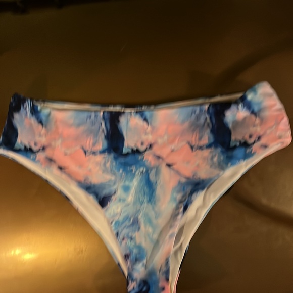Tye Dye Bikini - Picture 3 of 4
